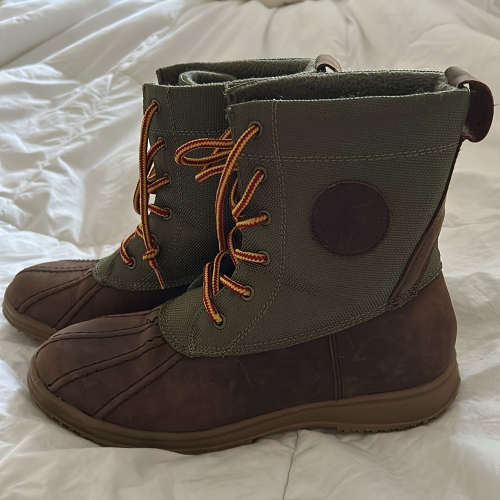 Polo Ralph Lauren Duksbury, size 6 women’s